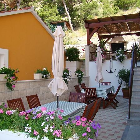 Apartments Villa Sunce Дуги-Рат Экстерьер фото