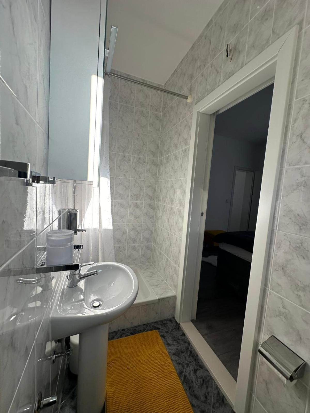 Apartments Villa Sunce Дуги-Рат Экстерьер фото