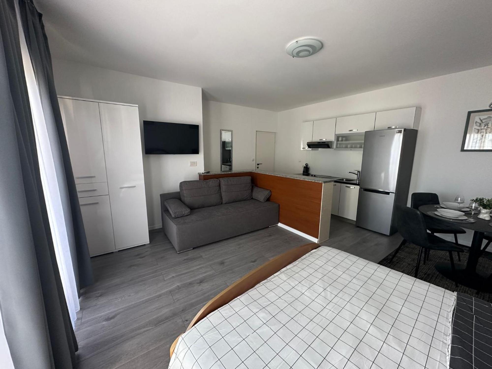 Apartments Villa Sunce Дуги-Рат Экстерьер фото