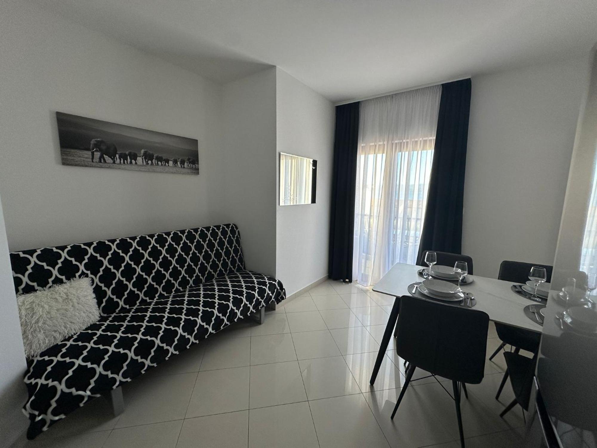 Apartments Villa Sunce Дуги-Рат Экстерьер фото