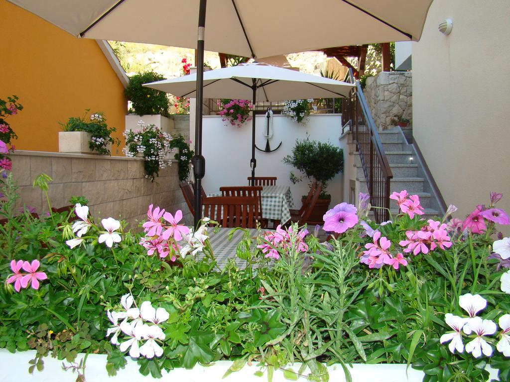 Apartments Villa Sunce Дуги-Рат Экстерьер фото