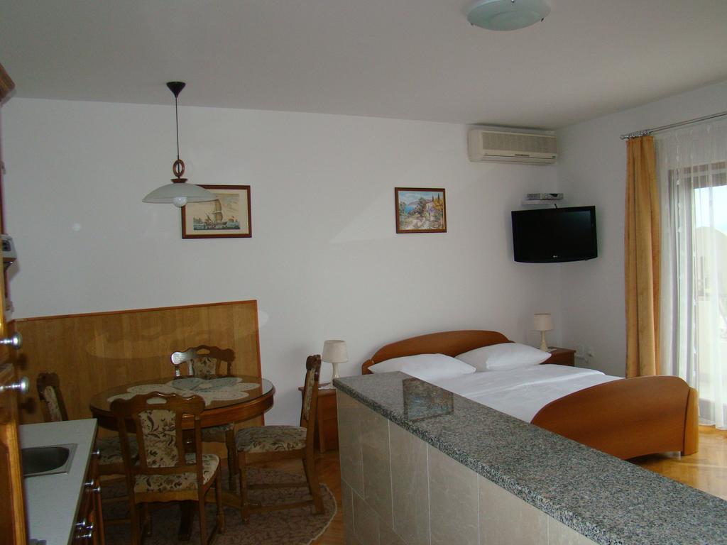 Apartments Villa Sunce Дуги-Рат Номер фото
