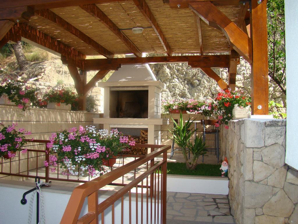 Apartments Villa Sunce Дуги-Рат Экстерьер фото