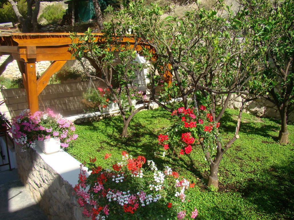 Apartments Villa Sunce Дуги-Рат Экстерьер фото