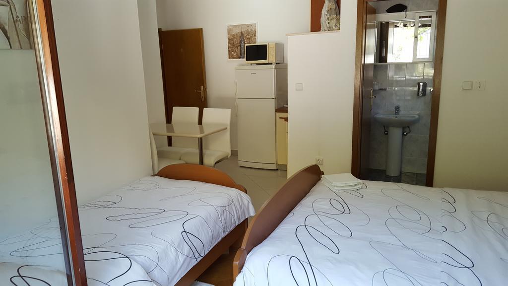 Apartments Villa Sunce Дуги-Рат Экстерьер фото