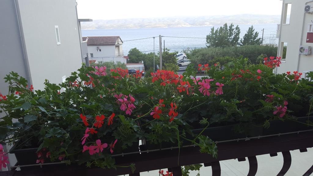 Apartments Villa Sunce Дуги-Рат Экстерьер фото